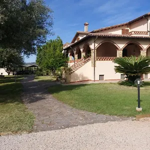La Rosa Bauernhof Pescia Romana