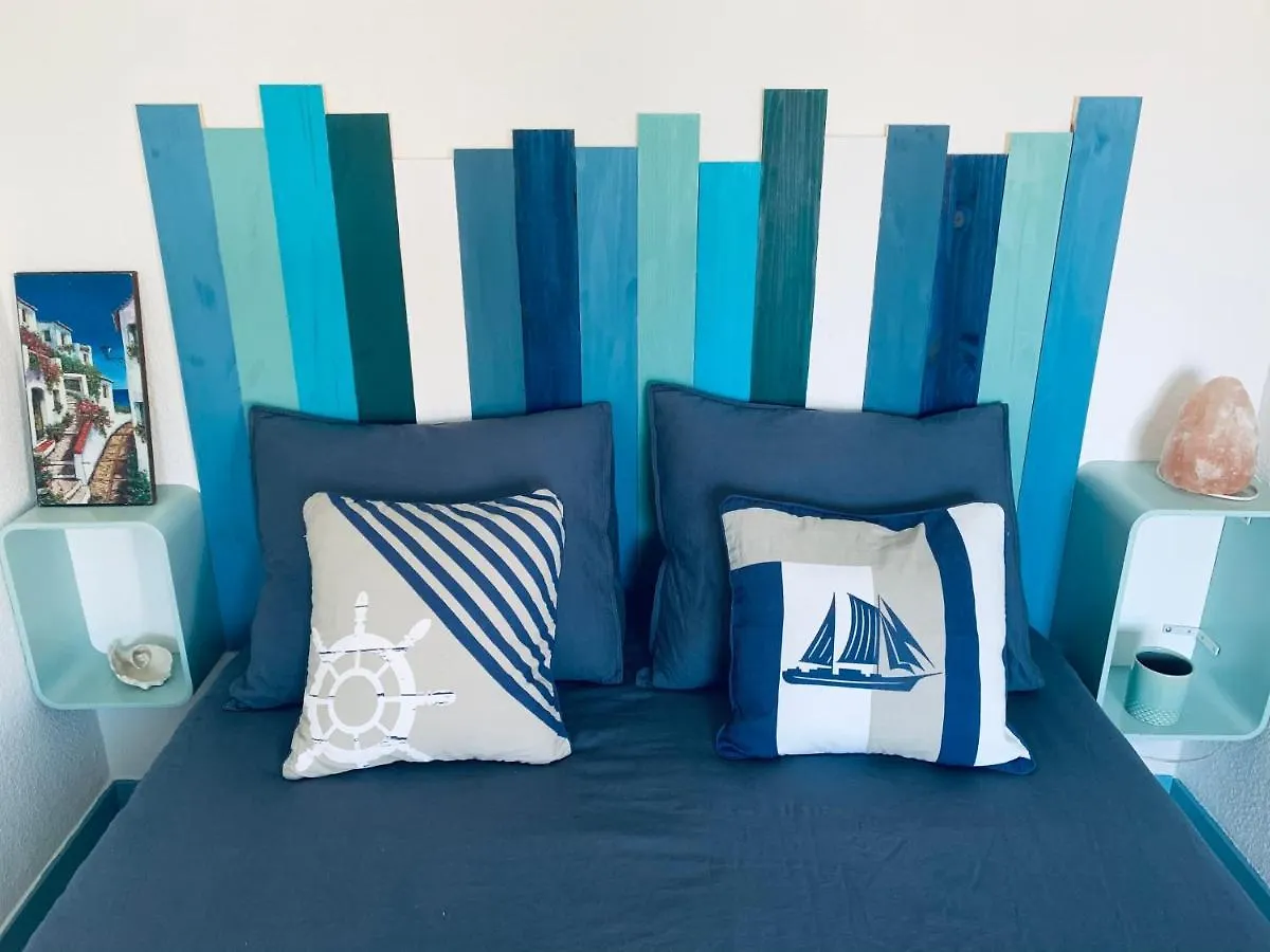 Studio de standing climatisé, avec piscine, proche de la mer Fréjus